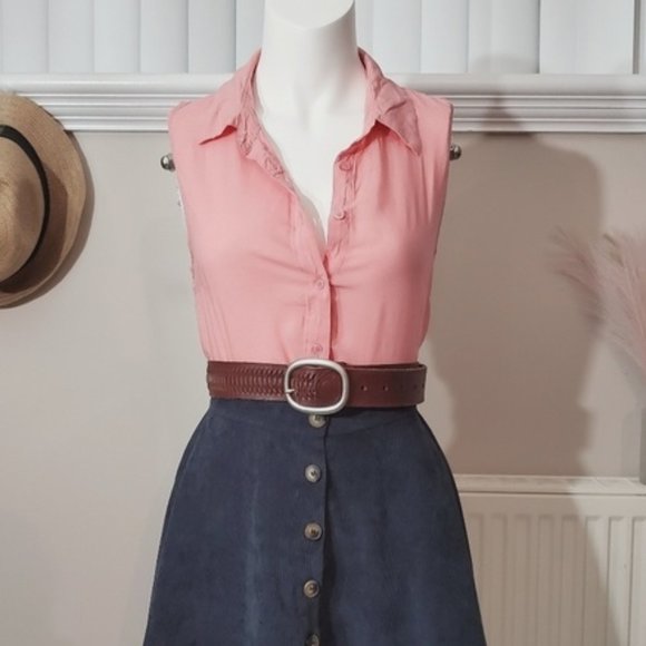 American Dream Sleeveless Lace Tie Waist Blouse- Small - Picture 2 of 11